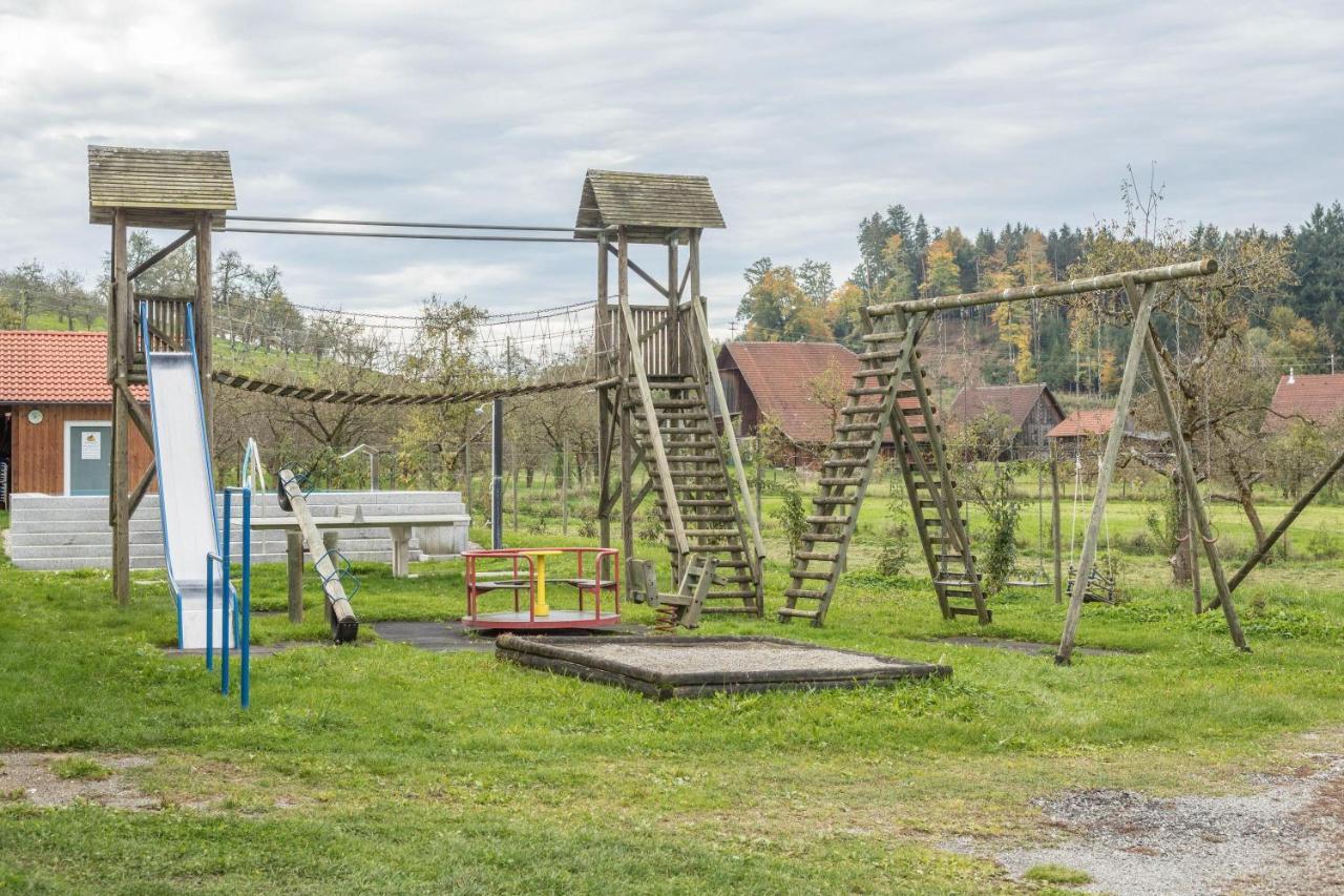 Zapfs Bauernhof Stiefmuetterchen Daire Tettnang Dış mekan fotoğraf